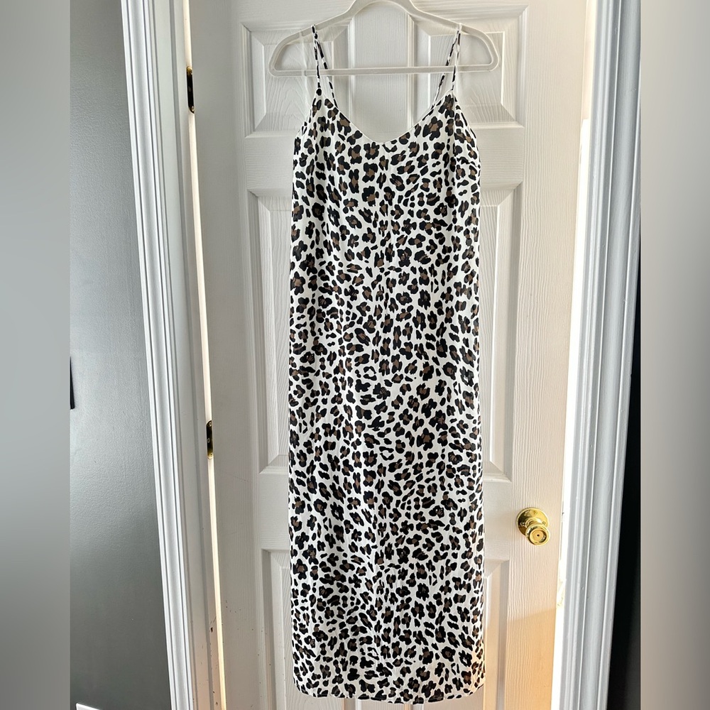 Cheetah Print Maxi Dress with side slit NWT size M